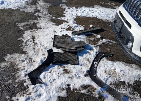 2021 Jeep Renegade Latitude 4X4 из США, поврежденный, VIN ZACNJDBB6MPN17549